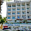 Hotel Oasis