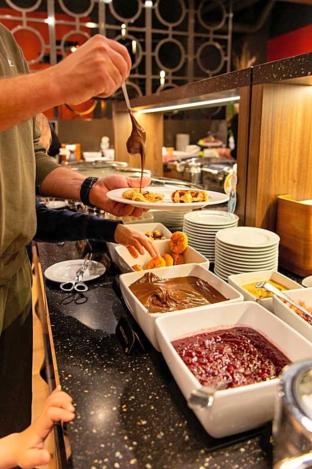 V Spa & Conference Hotel