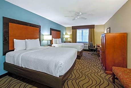 2 Queen Beds Various Views Non-Smoking