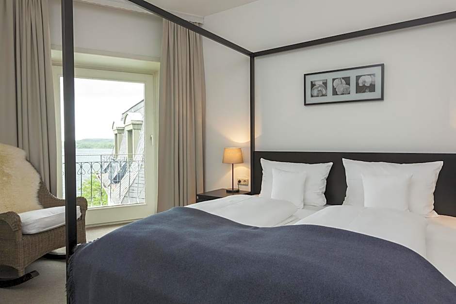 Hotel Dieksee - Collection by Ligula