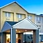 Dubuque Inn and Suites