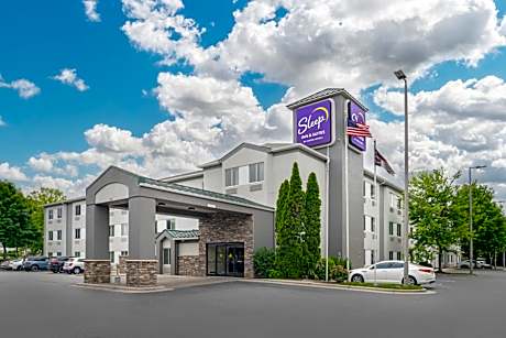 Sleep Inn and Suites at Concord Mills