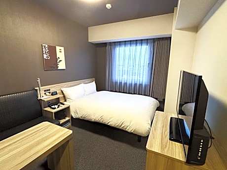 Double Room with Small Double Bed - Non-Smoking
