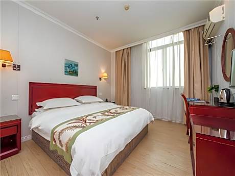 GTR - Guest Room with One 1.8M Bed