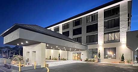 Best Western Premier Lakeland North