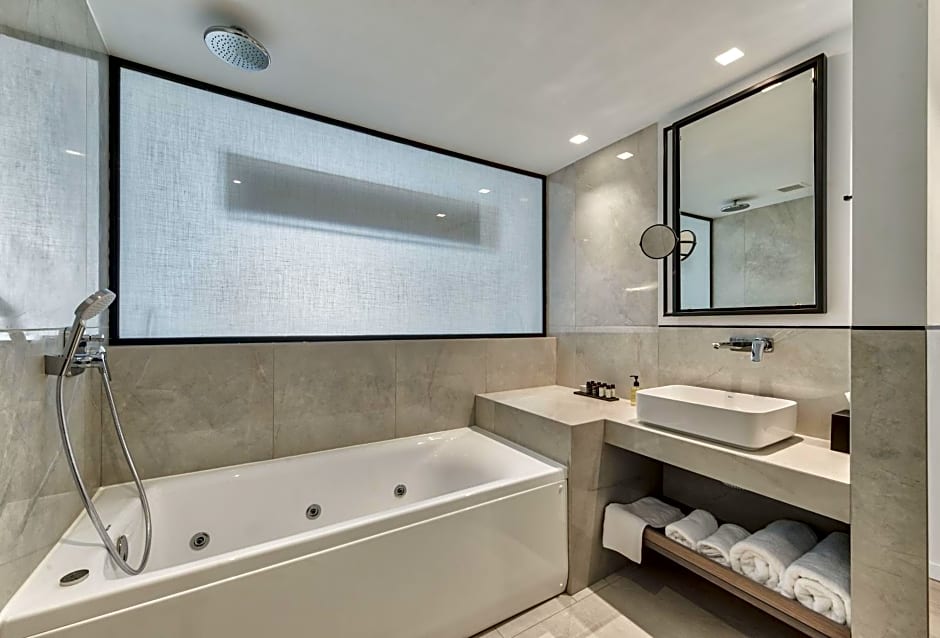 Bitzaro Boutique Hotel