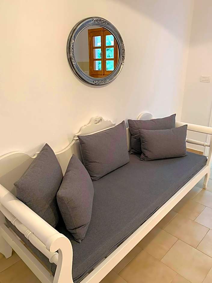 Philoxenia Hotel & Studios