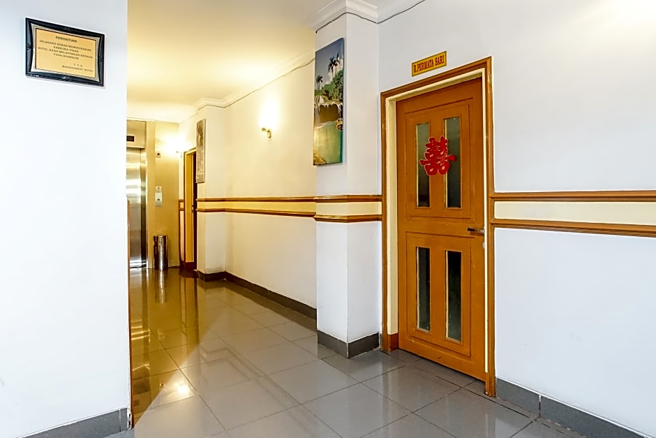 Hotel Mustika Sari by ZUZU