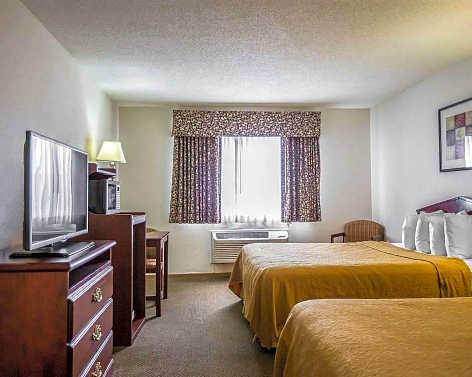 Quality Inn Peru near Starved Rock State Park