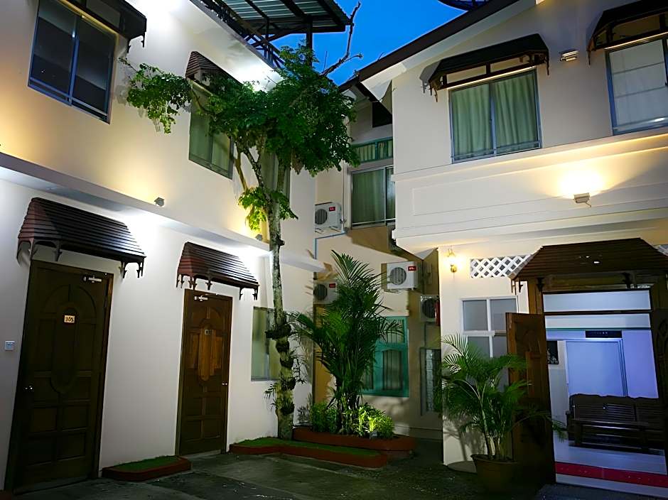 Hotel June Business Bed Breakfast