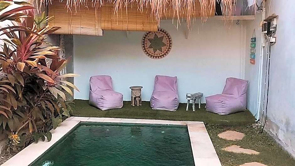 Villa Green House A tropical central 2-BR villa