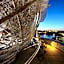 Dancing House hotel - Tančící dům