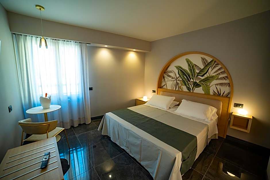 Ingrid Rooms Tropea