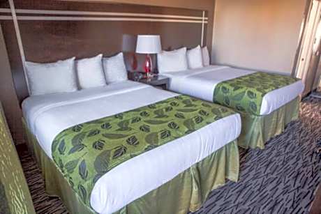 Standard Queen Room with Two Queen Beds