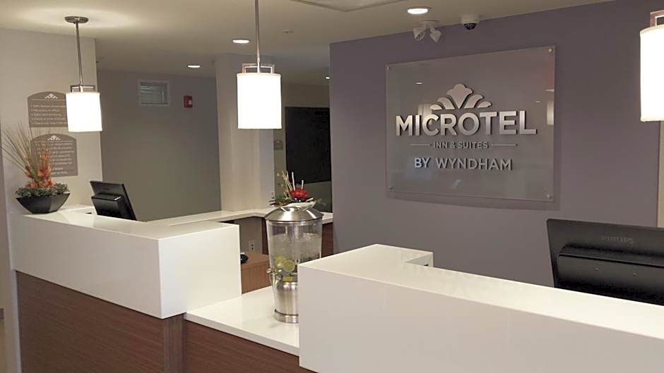 Microtel Inn & Suites by Wyndham Bonnyville