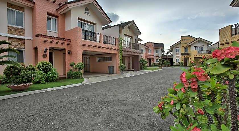 Crown Regency Suites And Residences - Mactan