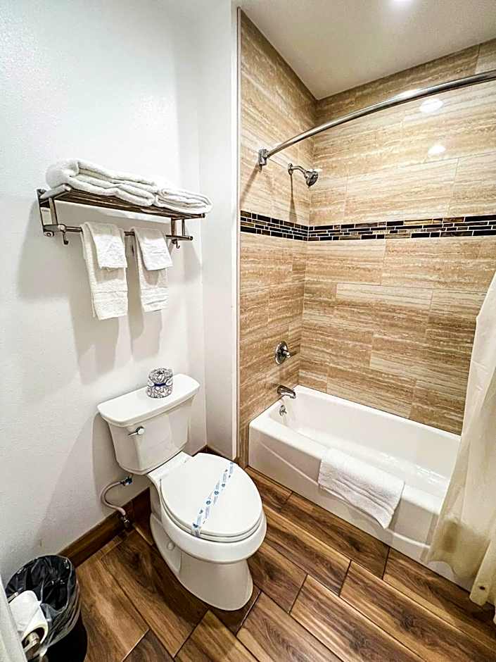 Town and Country Inn