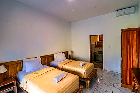 Superior Double or Twin Room with Garden View