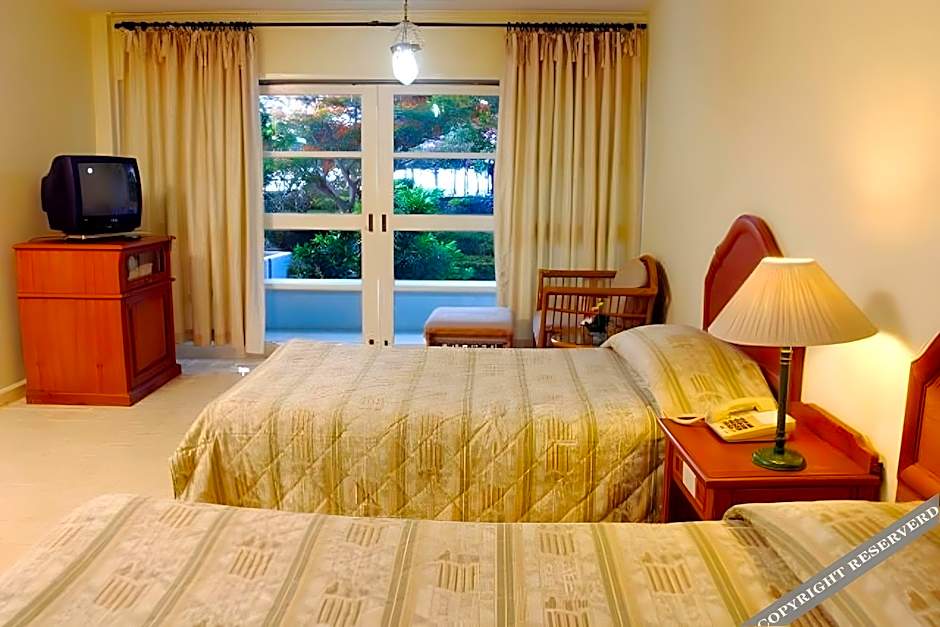 Eurasia Chaam Lagoon Hotel