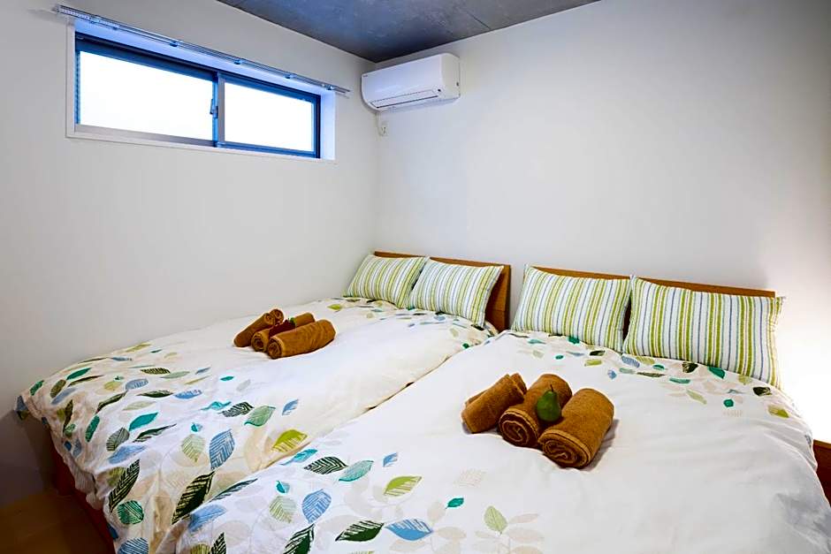 Laffitte Hirai Condominium Hotel