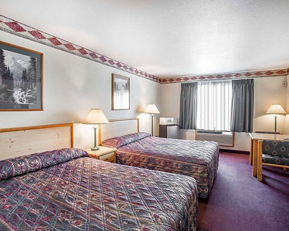 Rodeway Inn & Suites Spokane East