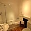 Chantry Hotel
