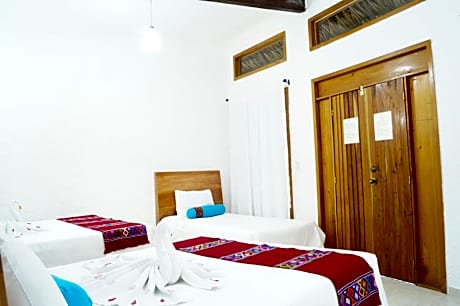 Quintuple Room (5 Adults)