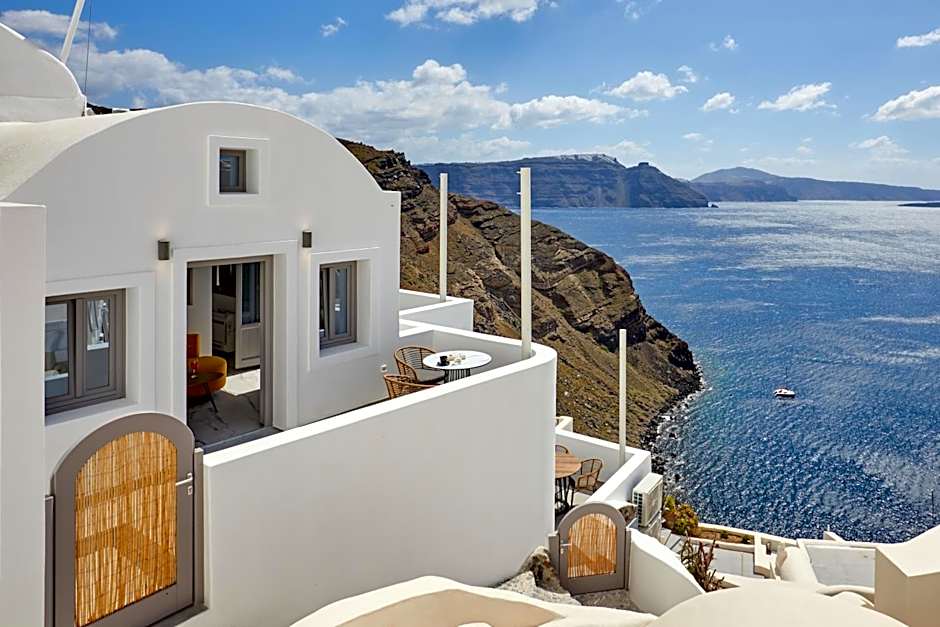 Allure Breeze Suites