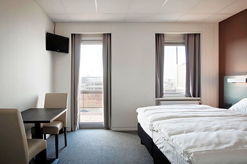 Antwerp Harbour Hotel