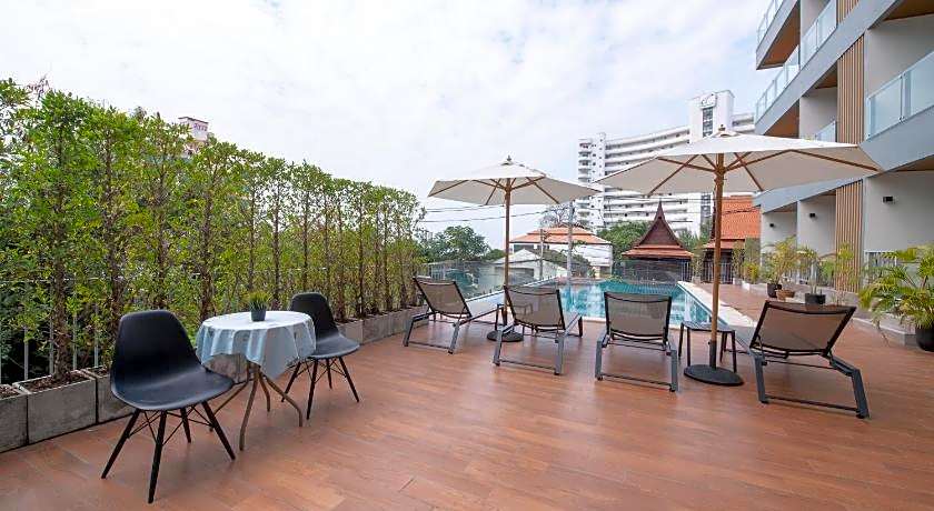 Blooming Hill Boutique Suites