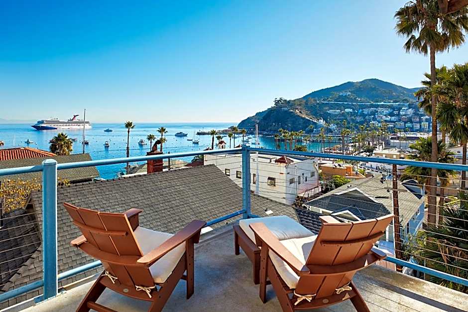 Seaport Village Inn, Avalon