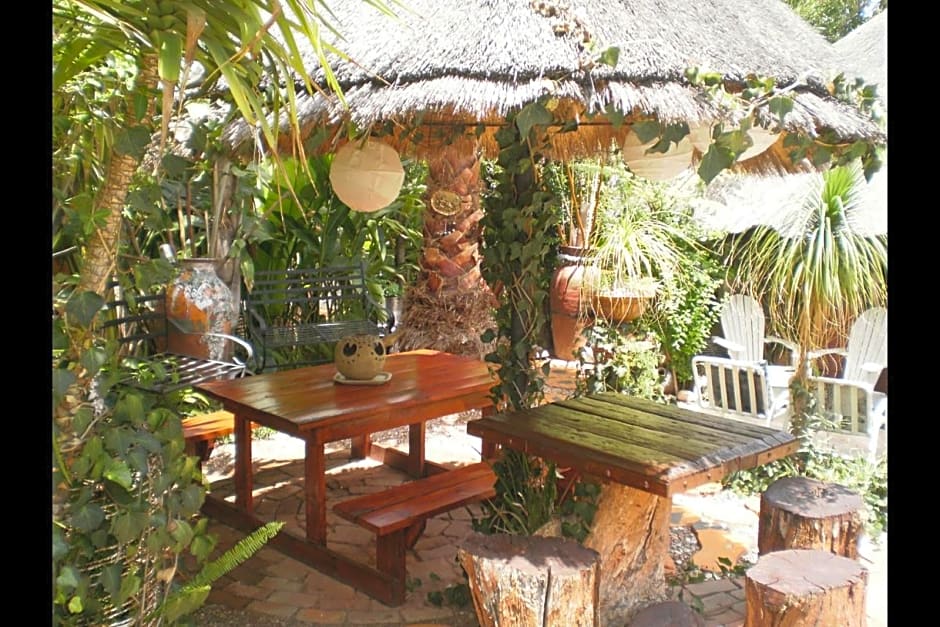 Golden Lantern Guest Lodge