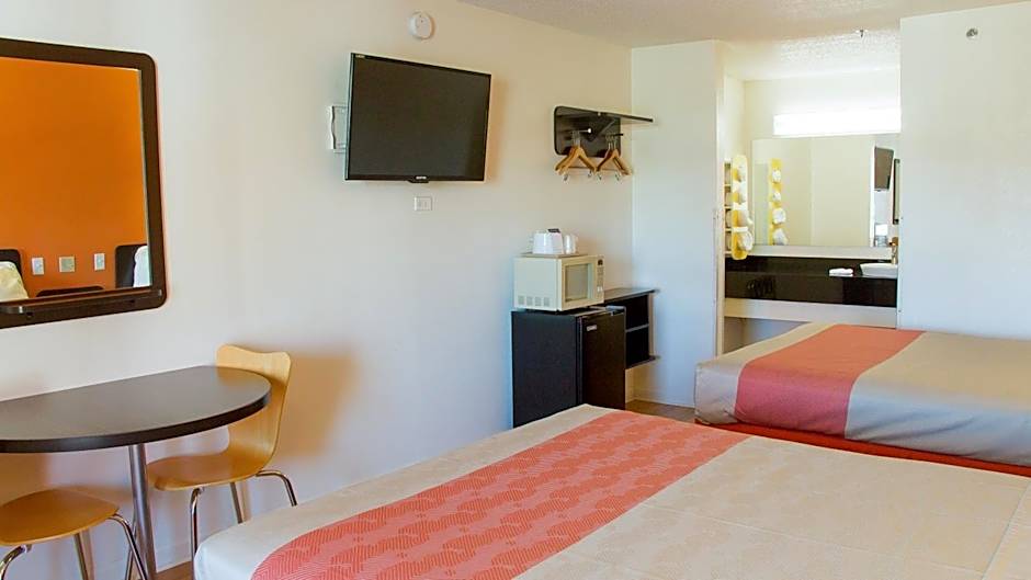 Motel 6-Cookeville, TN
