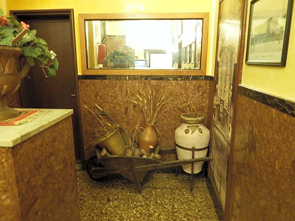 Hotel Touring