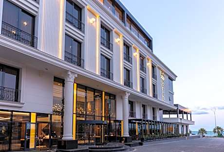 B&C HOTEL