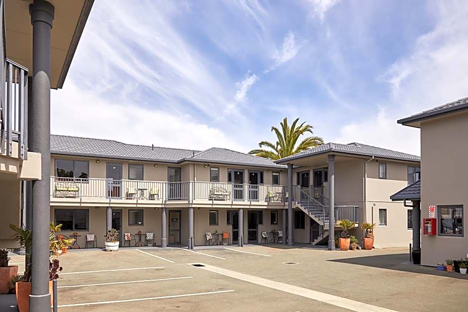 Blenheim Palms Motel