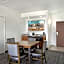 Courtyard by Marriott Louisville Airport