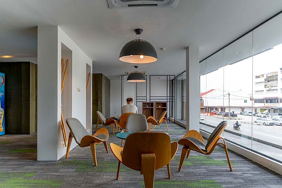 T+ Hotel Butterworth