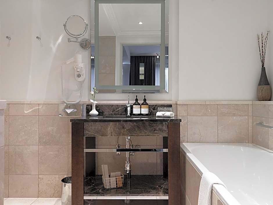 Elite Eden Park Hotel