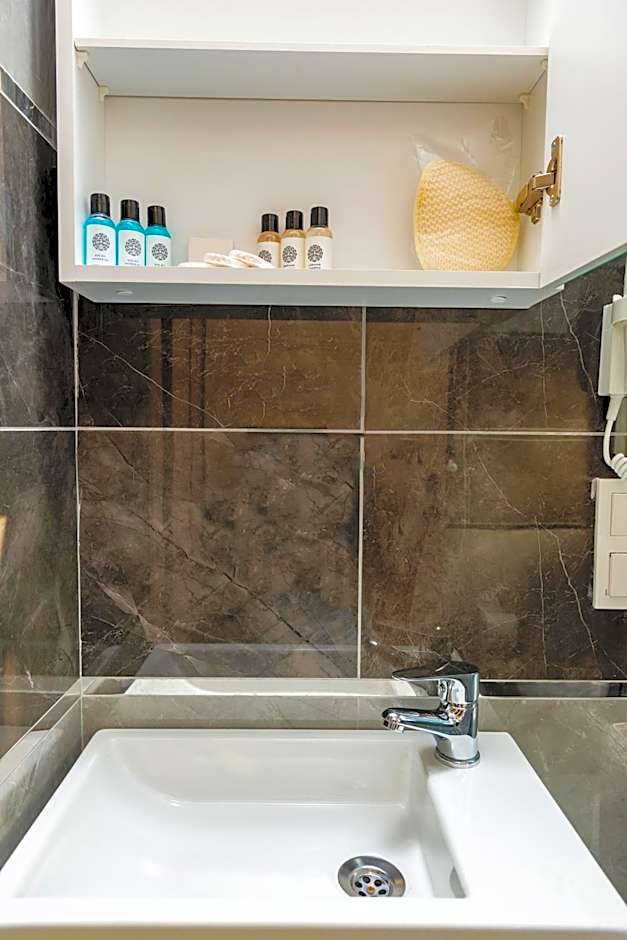 Gloria Suites Old City