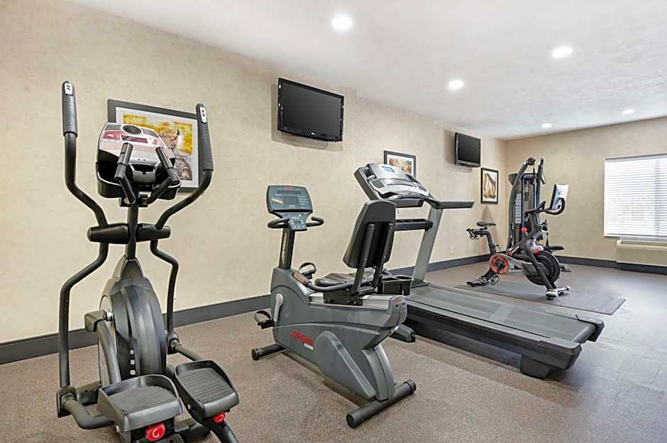 Best Western Plus Howe Inn