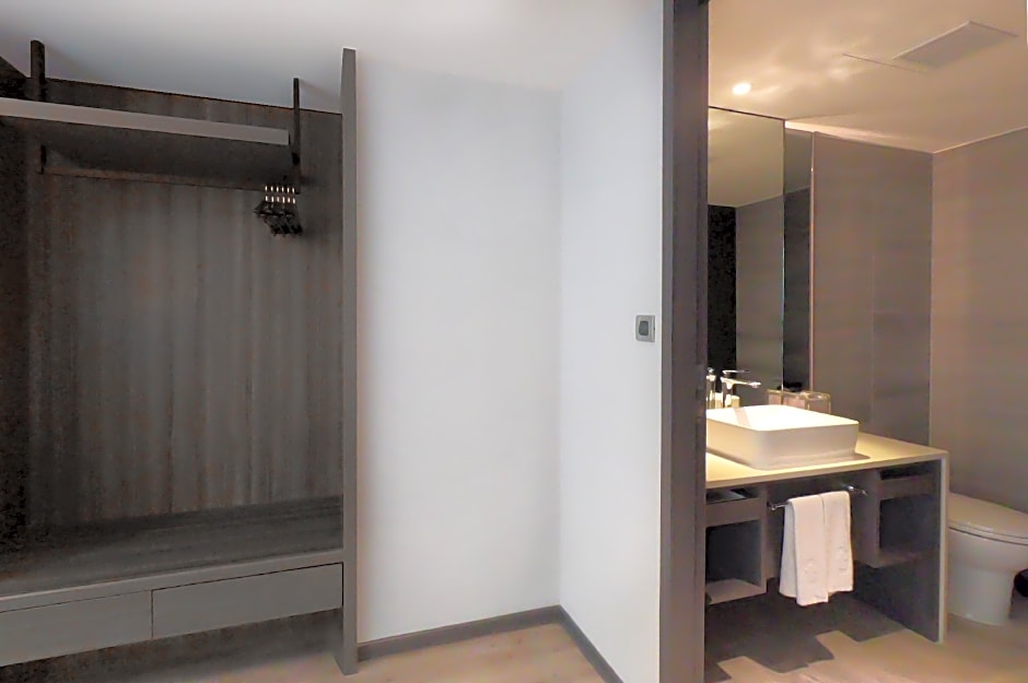 Lakeshore Hotel Yilan