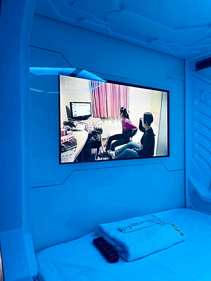 Jianpuke Space Capsule Backpacker Hostel