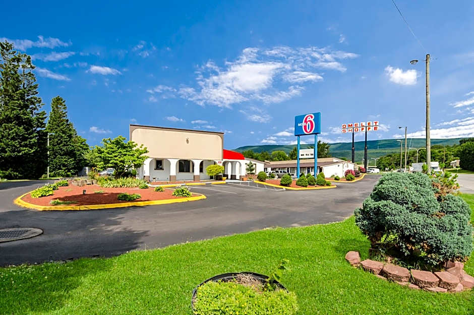 Motel 6-Salem, VA