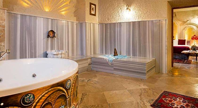Acer Cave Hotel
