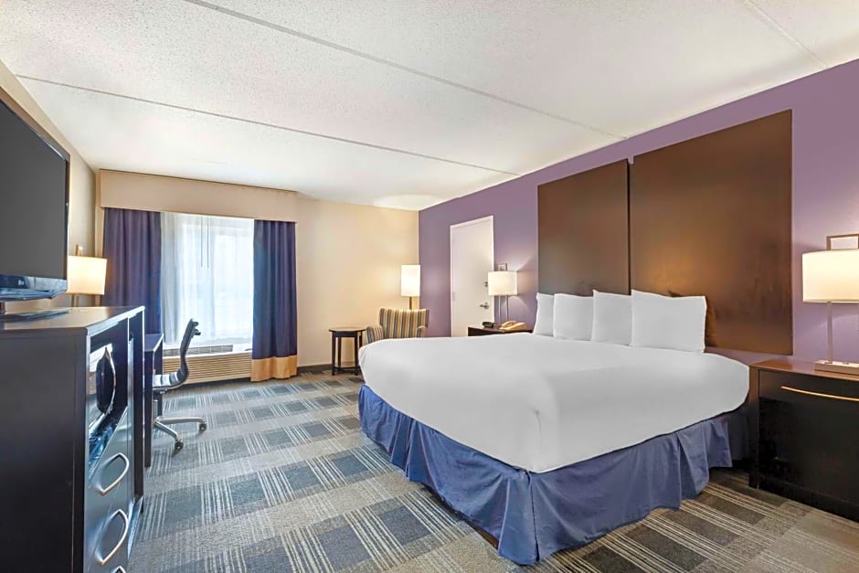 Best Western Hartford Hotel & Suites