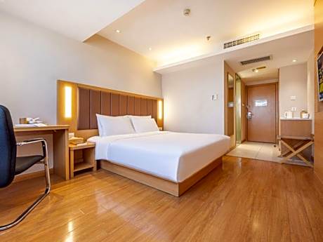 Huazhu - Speical Offer Guest Room