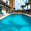 Holiday Inn Express & Suites Ft Myers Beach-Sanibel Gateway