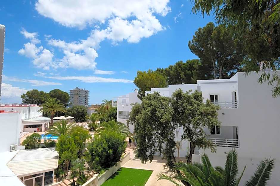 Azuline Hotel Palmanova Garden