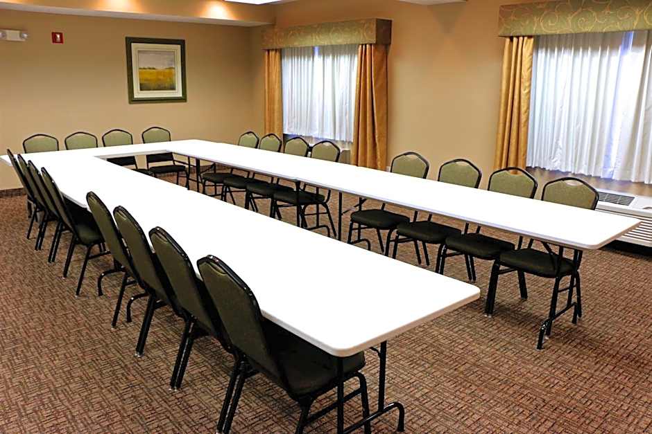 Holiday Inn Express Hotel & Suites Pierre-Fort Pierre By IHG